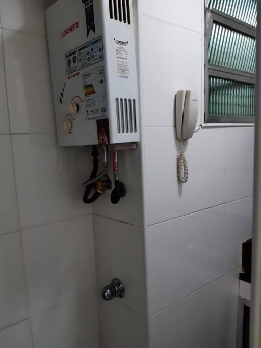 Quarto E Sala A Uma Quadra Da Praia Copacabana Posto 02 Rio de Janeiro Zewnętrze zdjęcie